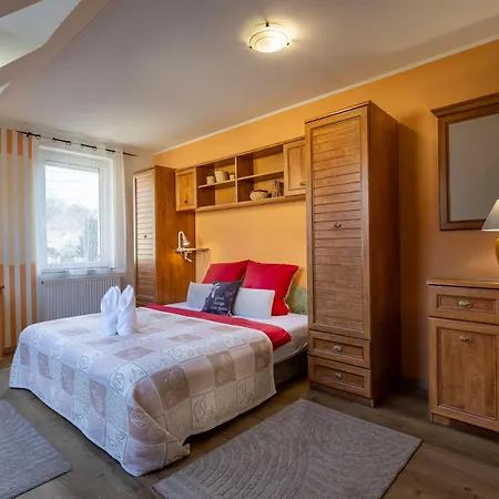 City Apartman Eger * Эгер